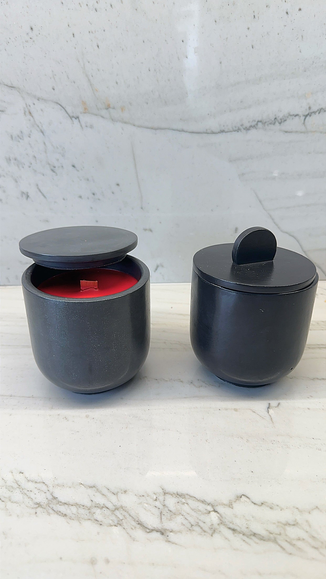 Editor’s Pick Candle